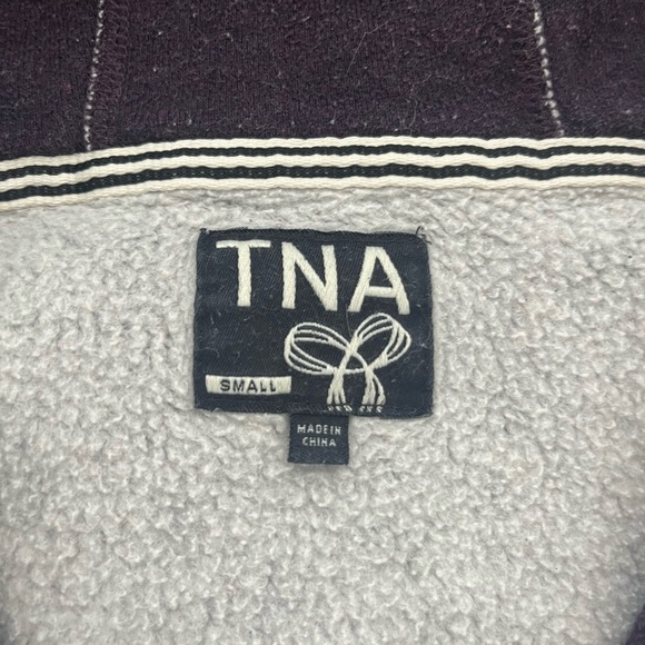 TNA zip up - Picture 4 of 4